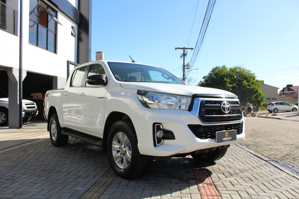 Hilux CD SR 4x4 2.8 TDI Diesel Aut.