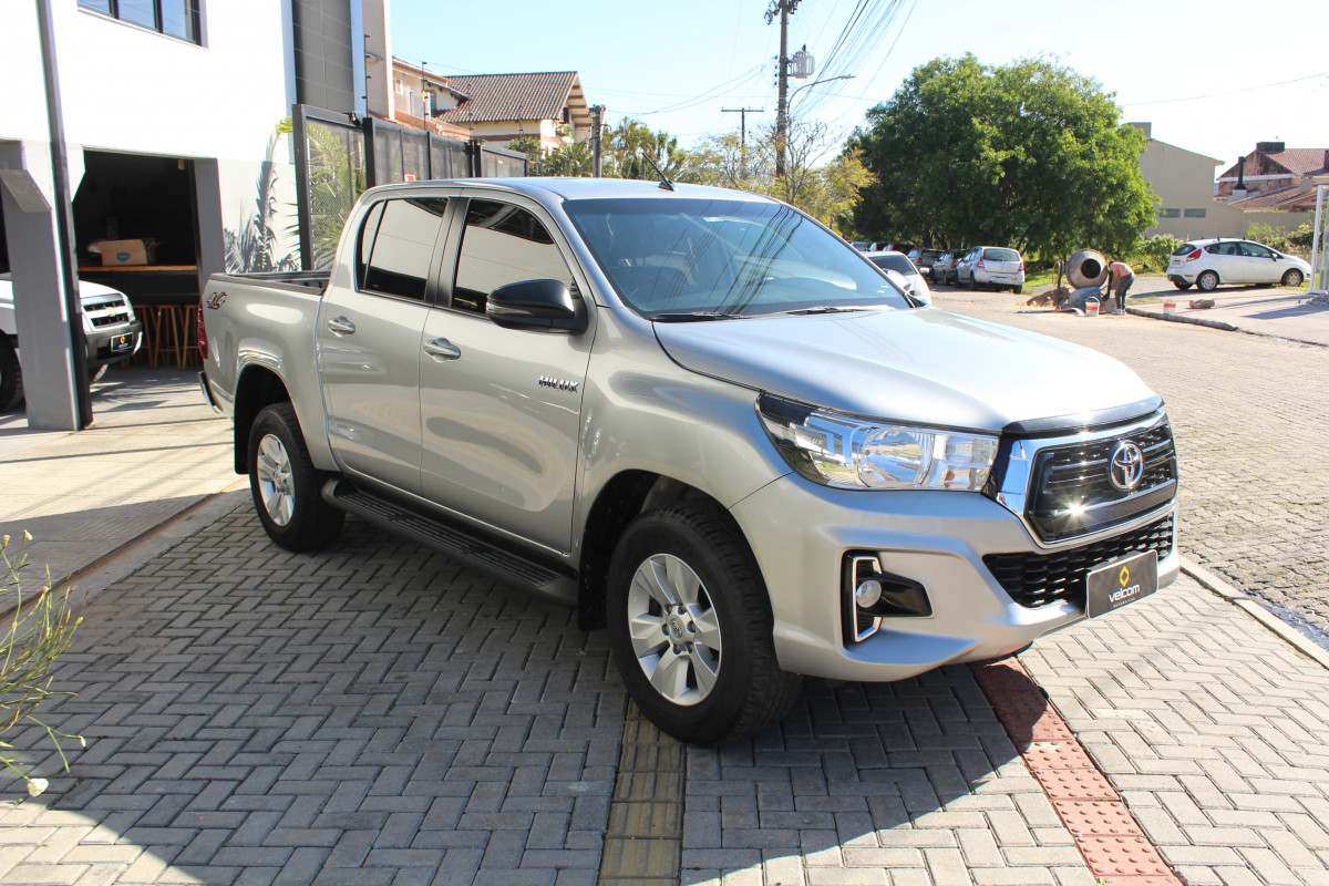 Hilux CD SR 4x4 2.8 TDI Diesel Aut.