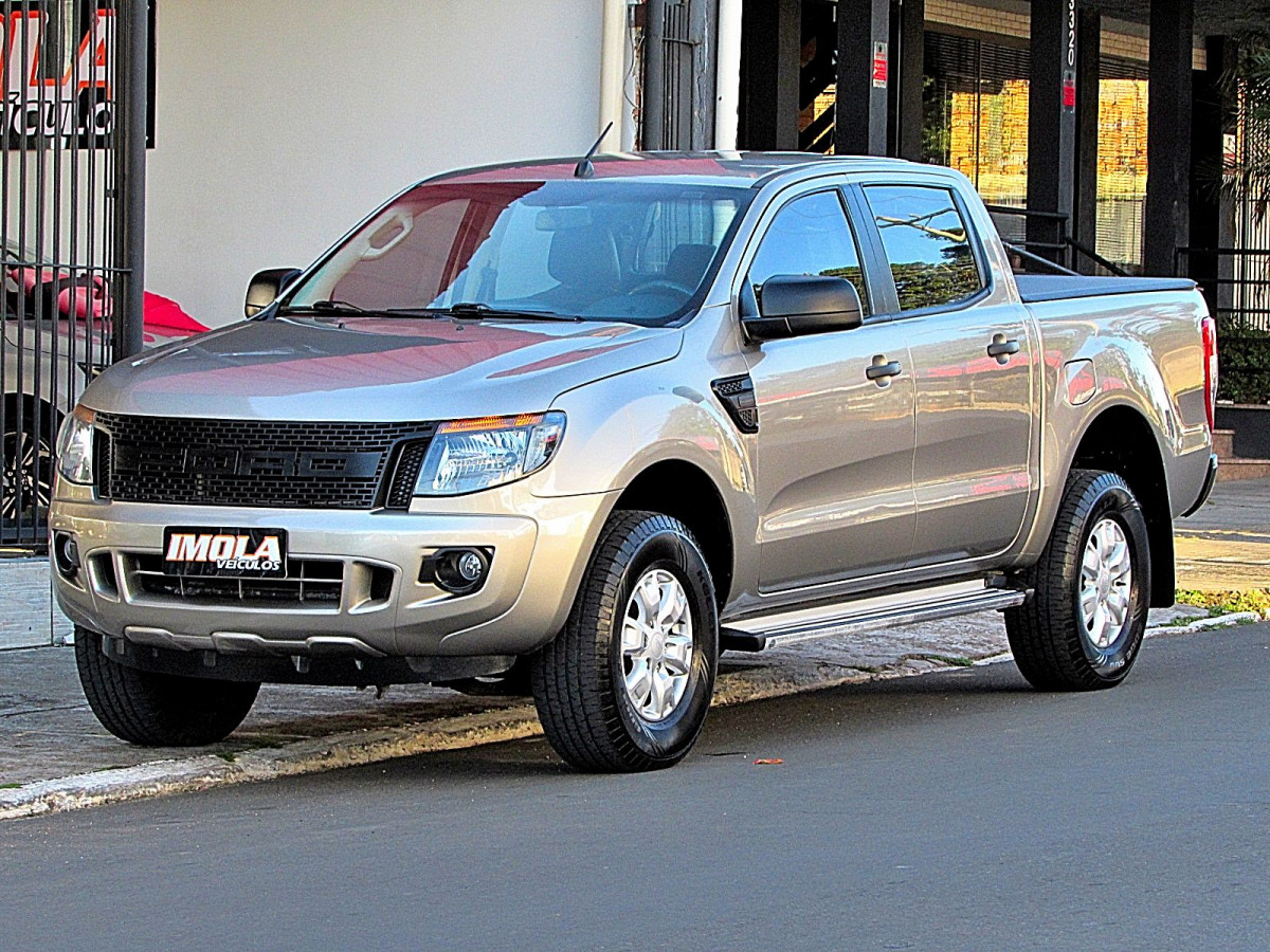 Ranger XLS 2.5 4x2 CD 2013 Flex