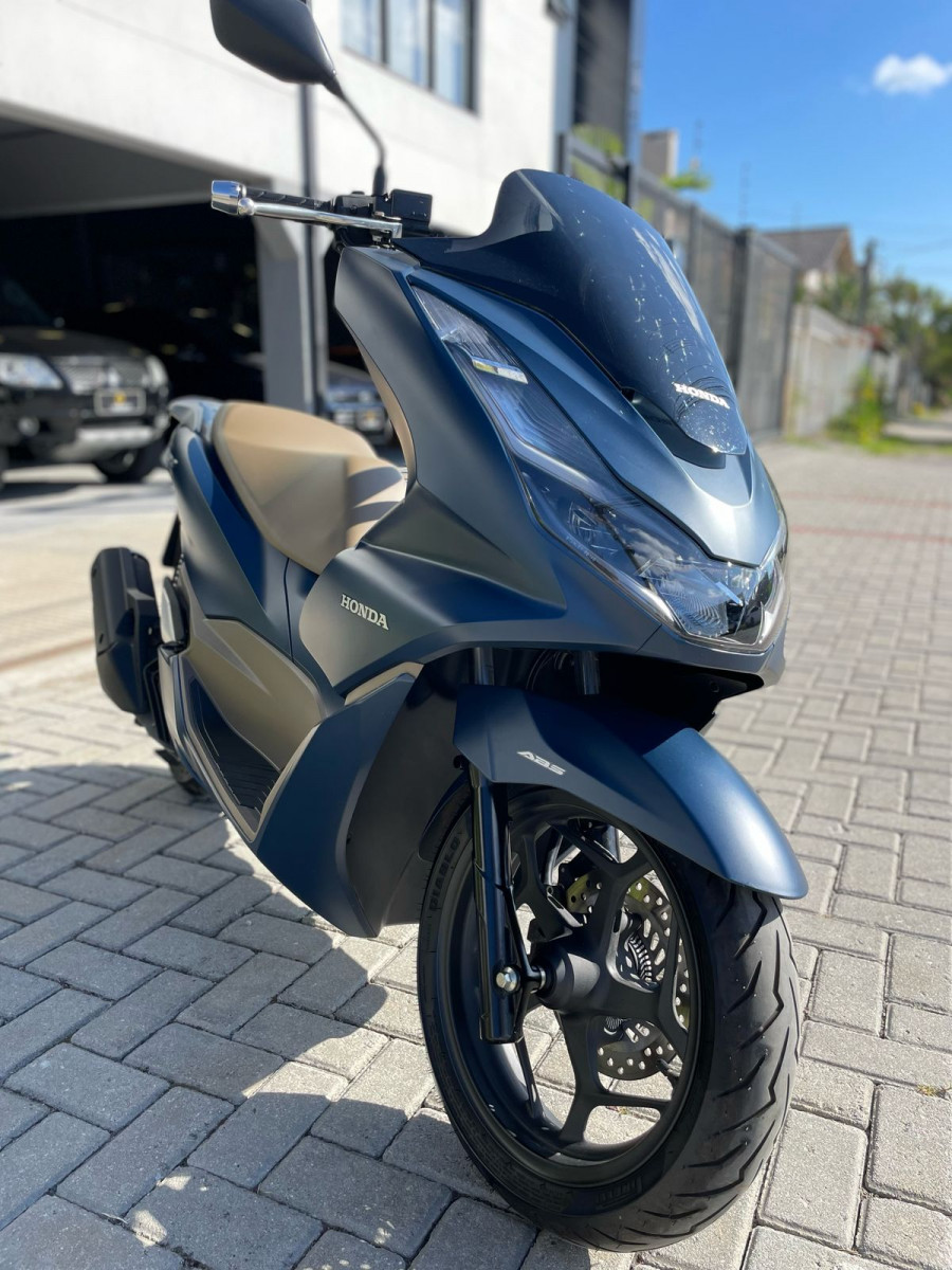 PCX 160 DLX